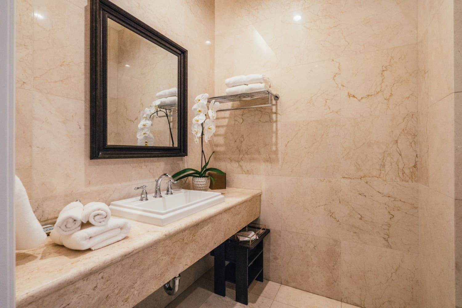 King Suite — photograph 4